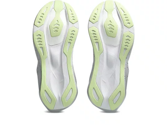 Tênis ASICS Novablast 6 Feminino Platinum